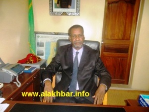 عمدة نواذيبو محمد ولد معطل قال إنه يطالب الدولة بمتأخرات بلغت 610 مليون أوقية)