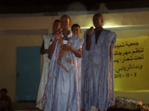 احدى الفرق الإنشادية التى شاركت الليلة البارحة (تصوير الأخبار)
